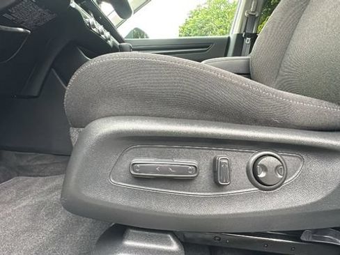 Used 2024 Honda CR-V EX image 18