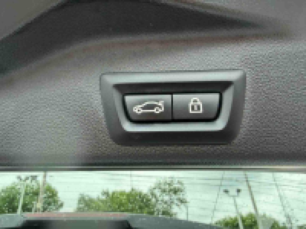 Used 2023 BMW X5 xDrive40i AWD/4WD image 26