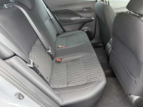Used 2023 Nissan Kicks SV FWD image 16