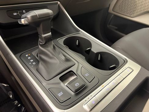 New 2026 Kia Carnival FWD image 33