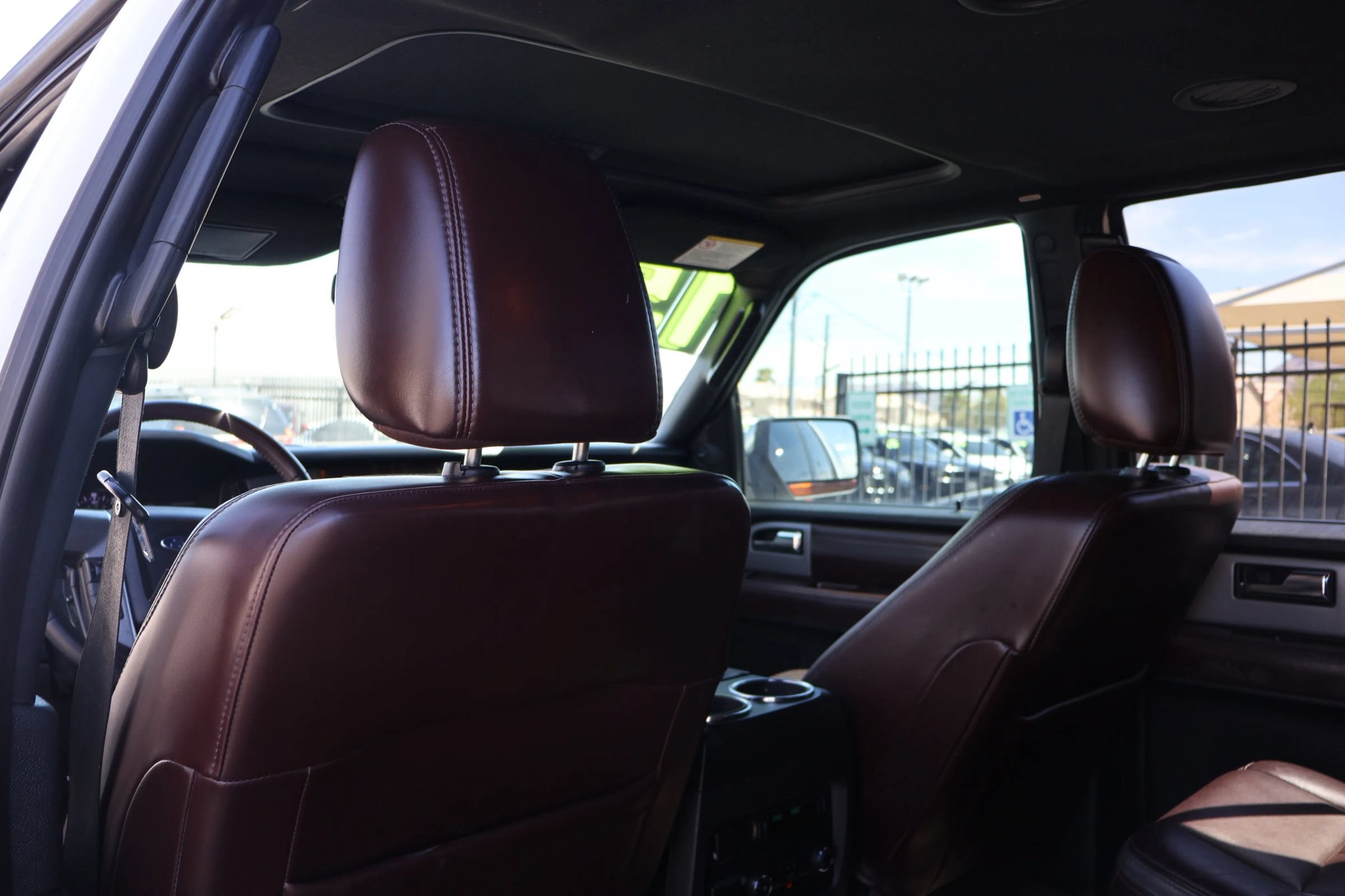 Used 2015 Ford Expedition EL Platinum AWD/4WD image 32