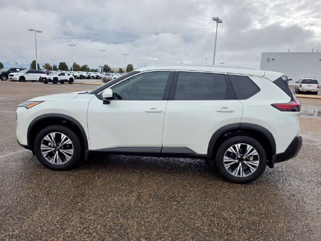 Used 2023 Nissan Rogue SV w/ SV Premium B Package FWD image 9