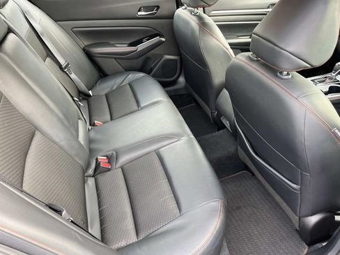 Used 2024 Nissan Altima 2.5 SR FWD image 19