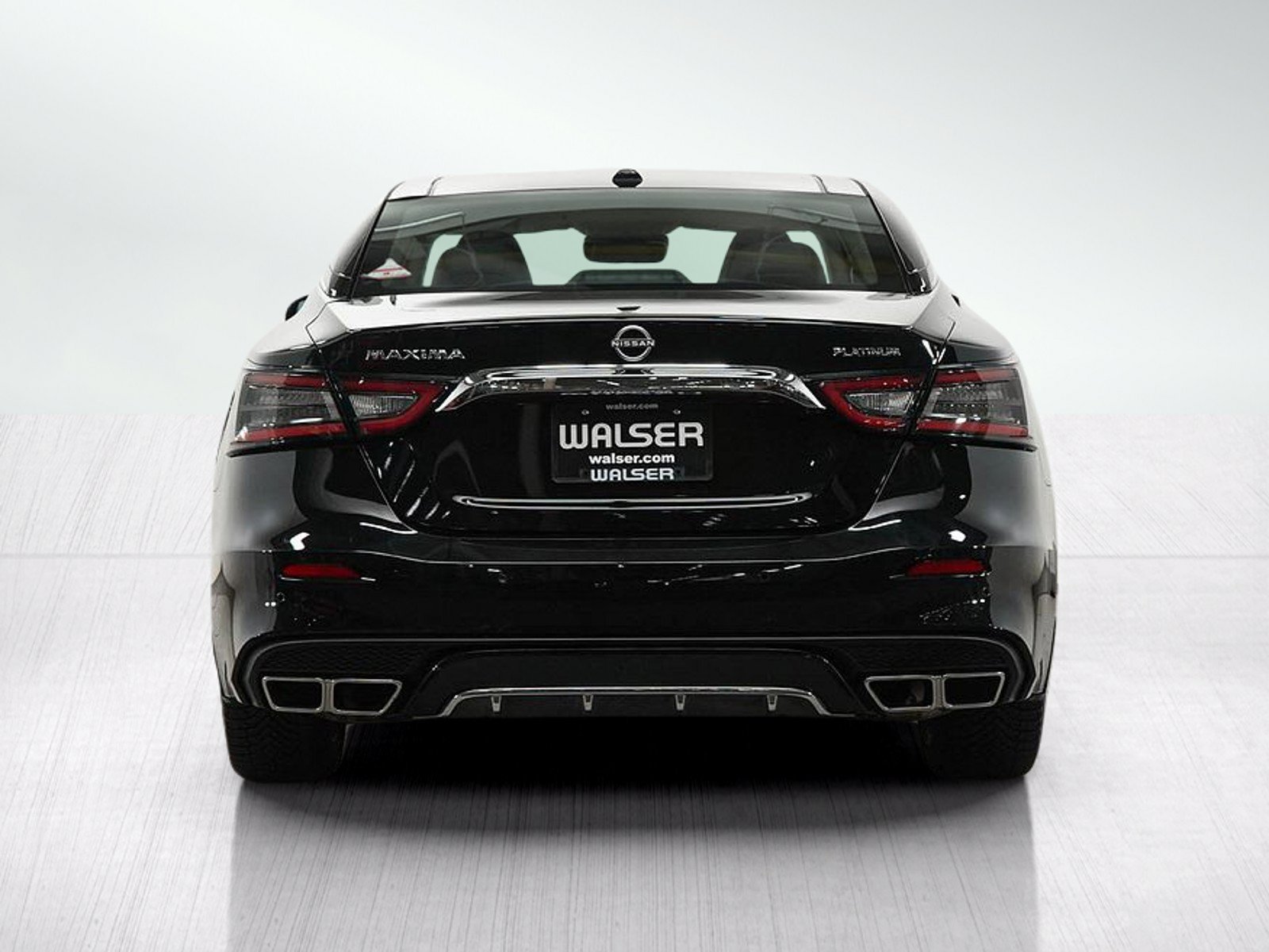 Used 2023 Nissan Maxima Platinum w/ Sport Mat Group FWD image 4