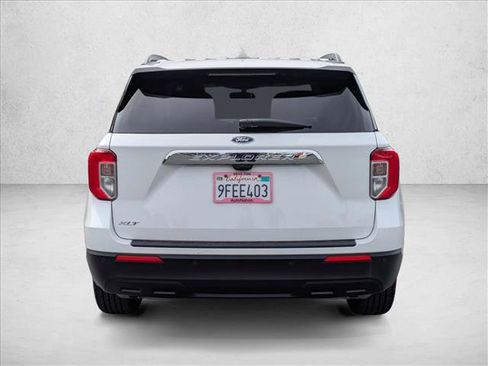 Used 2022 Ford Explorer XLT RWD image 7