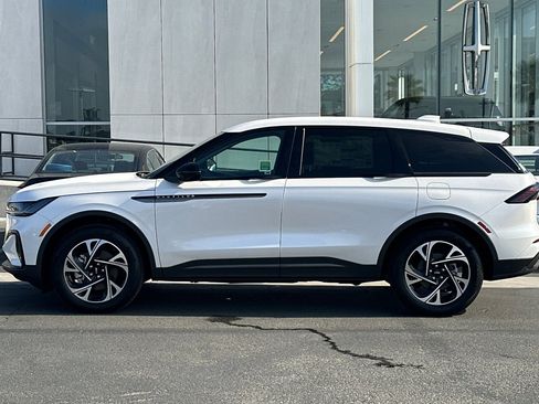 New 2026 Lincoln Nautilus Premier w/ Jet Appearance Package image 6