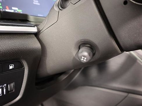 Used 2024 Jeep Grand Cherokee Trailhawk w/ Luxury Tech Group III image 31