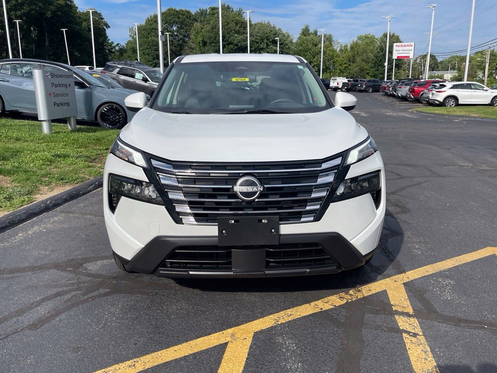 Certified 2024 Nissan Rogue SV AWD/4WD image 8