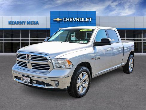 Used 2018 RAM 1500 Big Horn RWD image 3