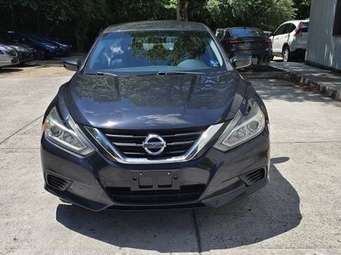 Used 2018 Nissan Altima 2.5 S w/ S Convenience Package FWD image 8