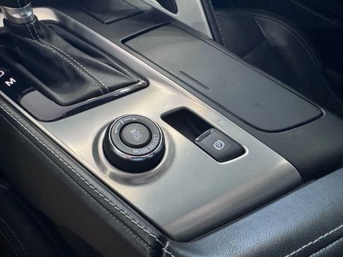 Used 2019 Chevrolet Corvette Stingray Coupe w/ 1LT image 30