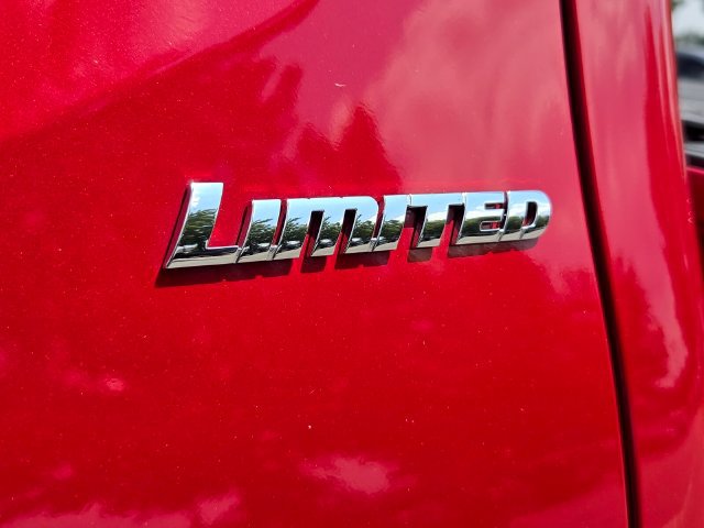 Used 2022 Toyota Tacoma Limited AWD/4WD image 15