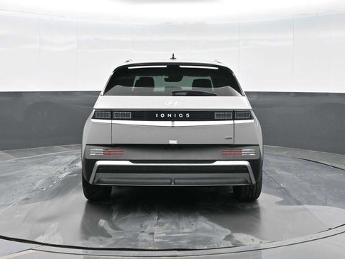 New 2025 Hyundai Ioniq 5 SEL image 6