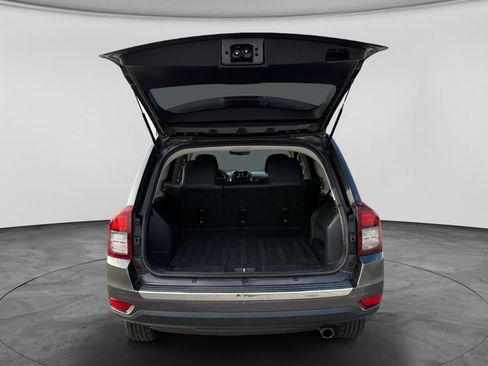 Used 2016 Jeep Compass High Altitude FWD image 40