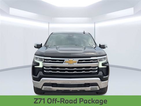 Used 2022 Chevrolet Silverado 1500 LTZ AWD/4WD image 12