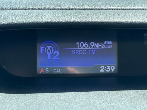 Used 2013 Honda CR-V EX image 3