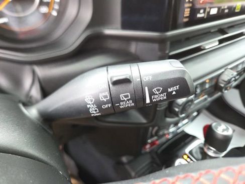 Used 2024 Jeep Wrangler Unlimited Rubicon w/ XTREMEE 35" Tire Package AWD/4WD image 62