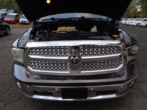 Used 2014 RAM 1500 Laramie w/ Convenience Group image 31