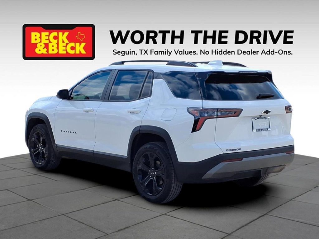 Used 2026 Chevrolet Equinox LT w/ Convenience Package II FWD image 7