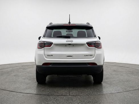 Used 2025 Jeep Compass Limited image 7