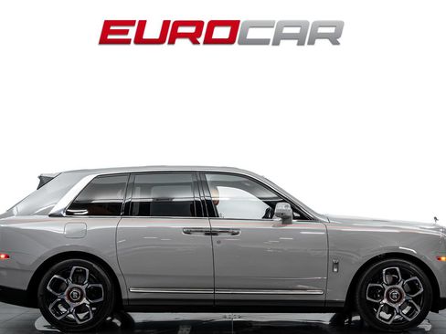 Used 2023 Rolls-Royce Cullinan AWD/4WD image 7