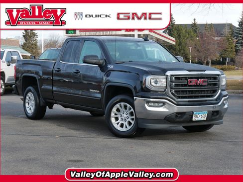 Used 2017 GMC Sierra 1500 SLE w/ SLE Value Package image 1