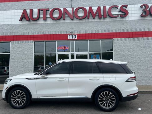 Used 2020 Lincoln Aviator Reserve w/ Elements Package Plus RWD image 3