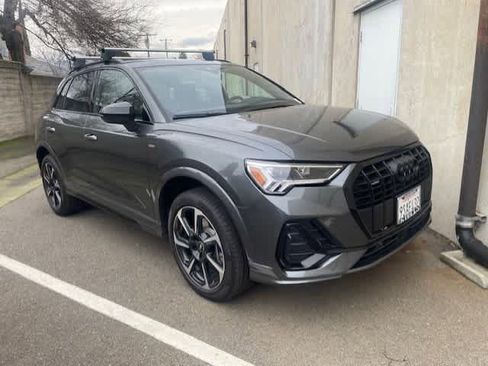 Used 2025 Audi Q3 2.0T Premium Plus w/ Premium Plus Package image 2