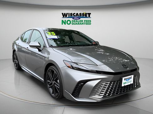 Used 2025 Toyota Camry XSE AWD/4WD image 24