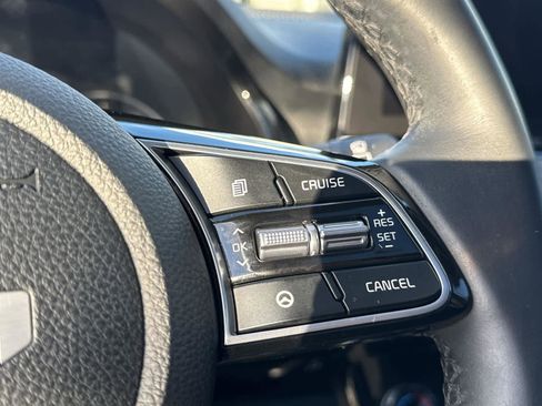 Used 2023 Kia Seltos EX image 23