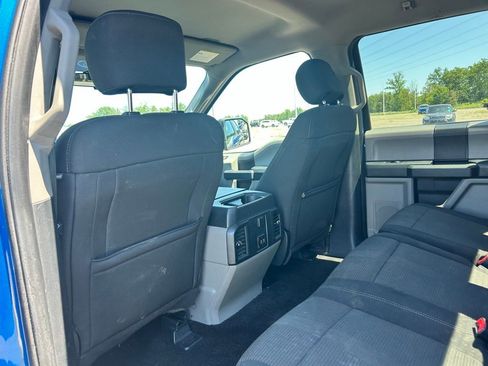 Used 2017 Ford F150 XL w/ Equipment Group 101A Mid AWD/4WD image 18