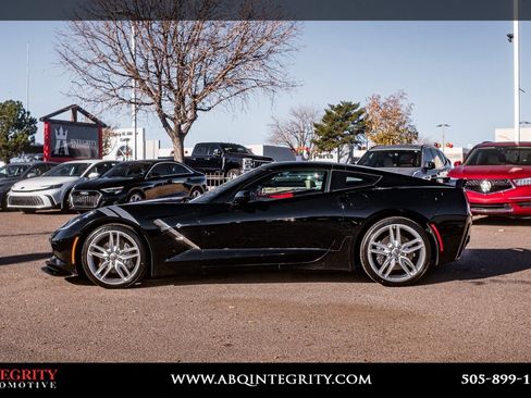 Used 2019 Chevrolet Corvette Stingray Coupe w/ Battery Protection Package image 4