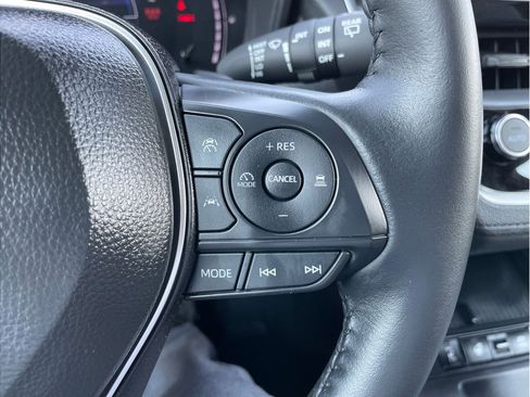 Certified 2026 Toyota Corolla Cross AWD Hybrid w/ Moonroof Package image 17