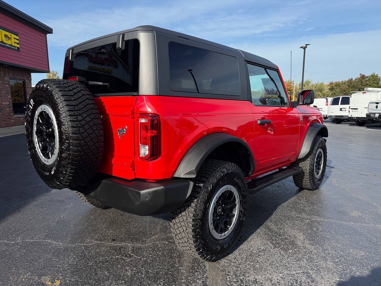 Used 2023 Ford Bronco Big Bend w/ Sasquatch Package AWD/4WD image 7