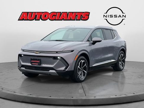 Used 2025 Chevrolet Equinox EV LT image 6