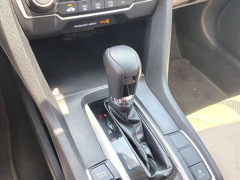 Used 2019 Honda Civic LX image 7