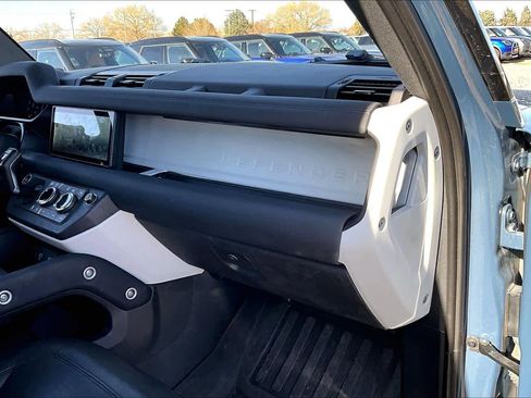 Used 2021 Land Rover Defender 110 S image 17