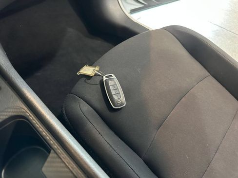 Used 2025 Nissan Sentra S FWD image 20
