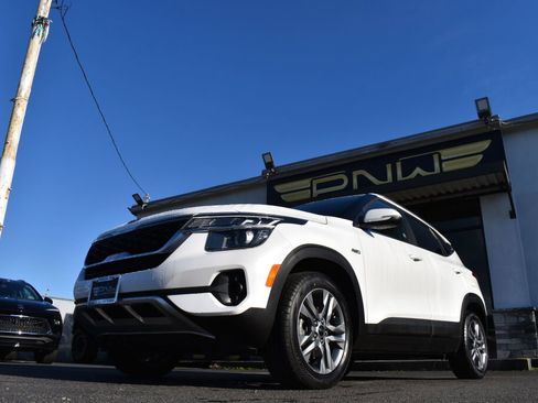 Used 2021 Kia Seltos S image 7