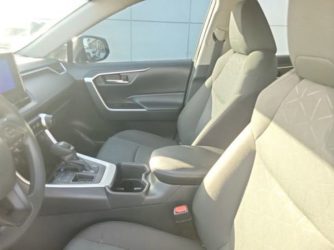 Used 2023 Toyota RAV4 XLE image 18