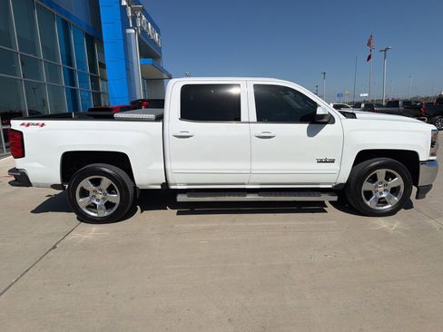 Used 2016 Chevrolet Silverado 1500 LT w/ Texas Edition image 5