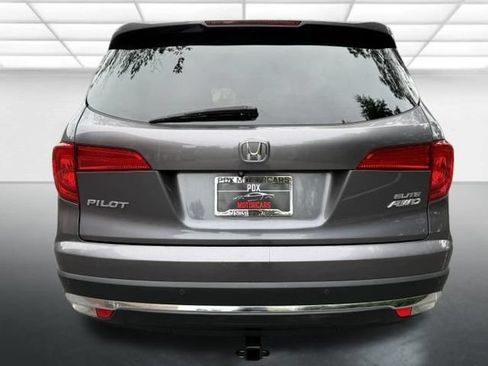 Used 2016 Honda Pilot Elite image 4