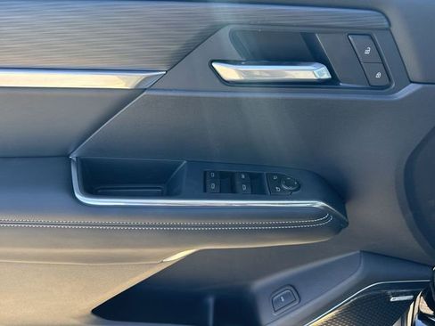 New 2026 GMC Acadia Elevation w/ Super Cruise Package FWD image 13