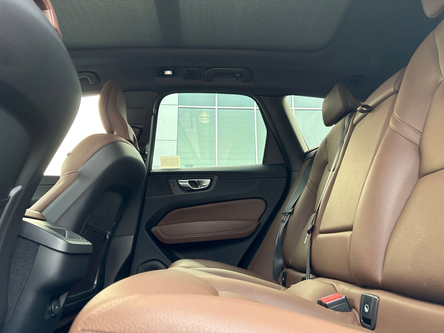 Used 2023 Volvo XC60 B5 Plus w/ Climate Package AWD/4WD image 9