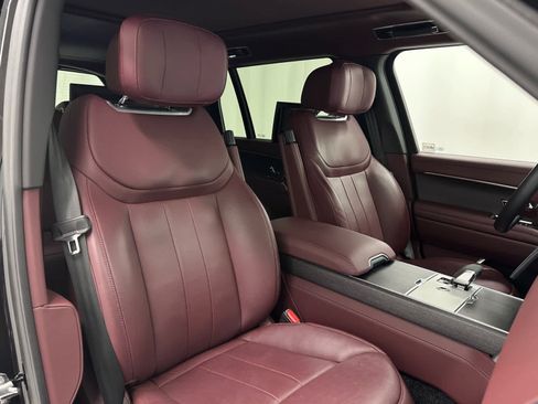 Used 2024 Land Rover Range Rover Long Wheelbase Autobiography image 18