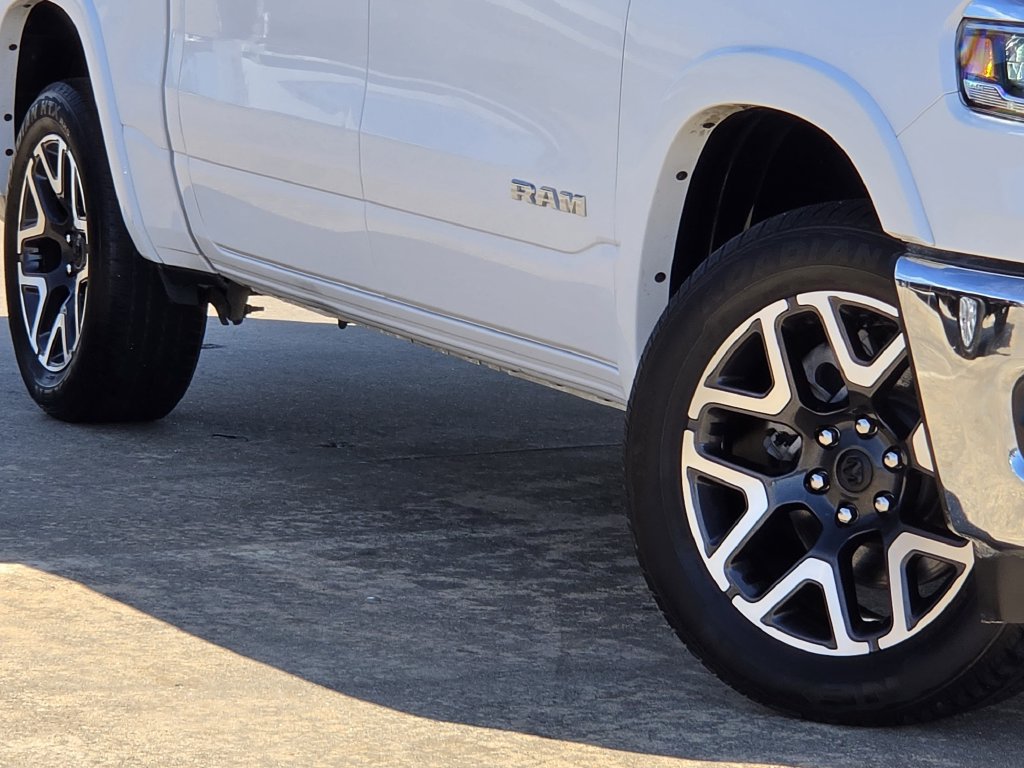 Used 2026 RAM 1500 Laramie AWD/4WD image 11