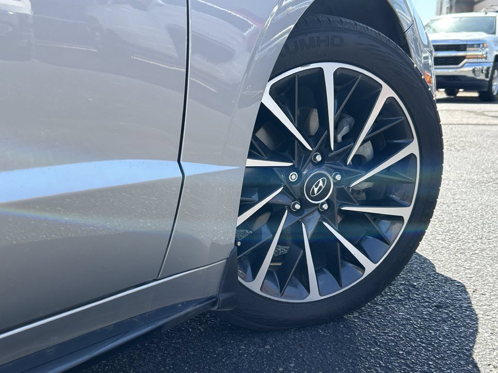 Used 2022 Hyundai Sonata Limited FWD image 20