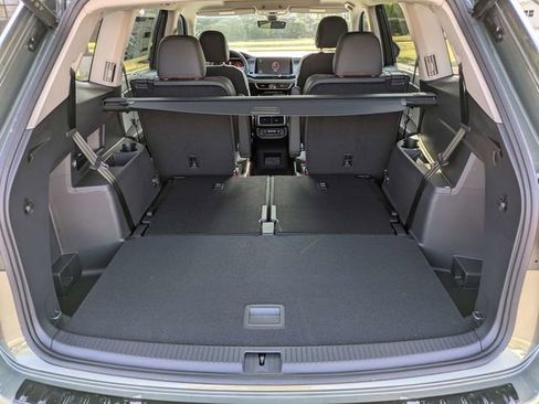 New 2026 Volkswagen Atlas Peak Edition AWD/4WD image 13