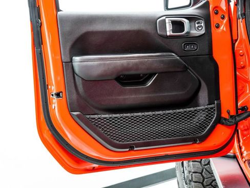 Used 2020 Jeep Gladiator Rubicon image 40