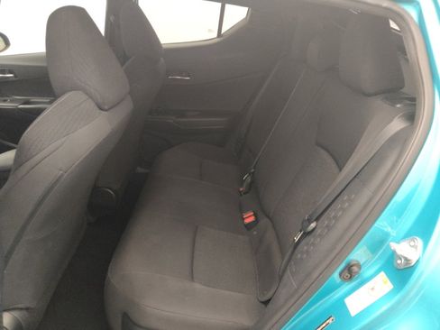 Used 2018 Toyota C-HR XLE FWD image 18